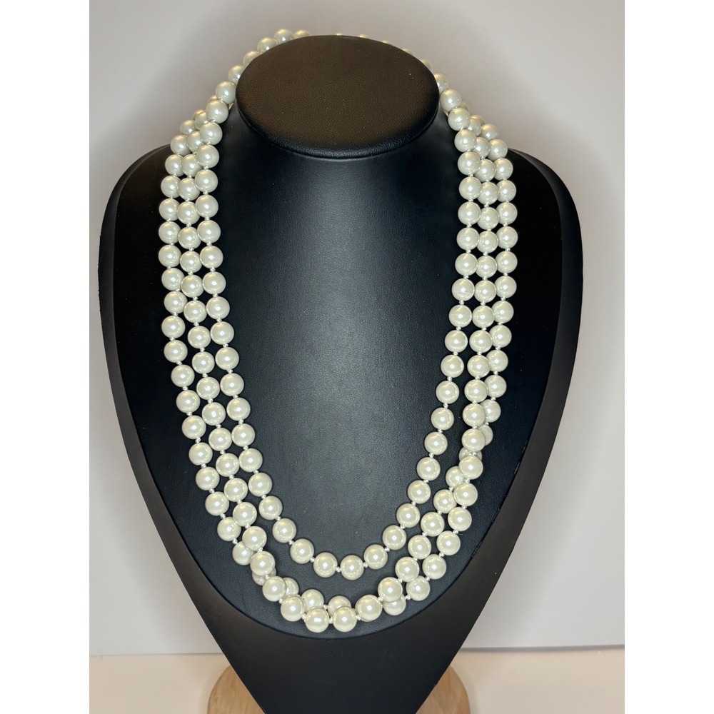 Vintage Flapper Glass Pearl Opera Length Necklace 61 Inch Cream Hand Knotted 8mm